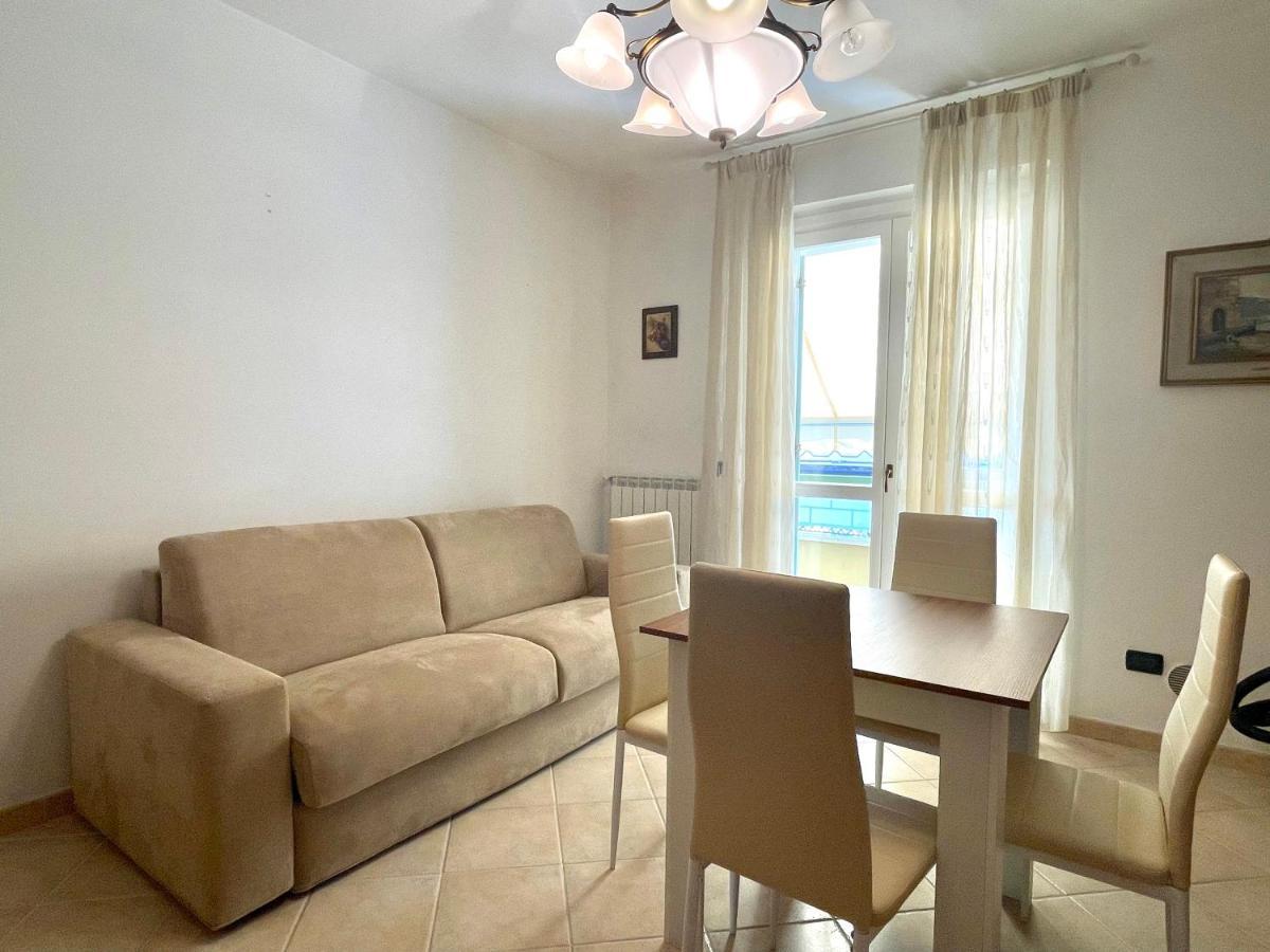 Sunset Boutique Apartment マリーナ・ディ・マッサ エクステリア 写真